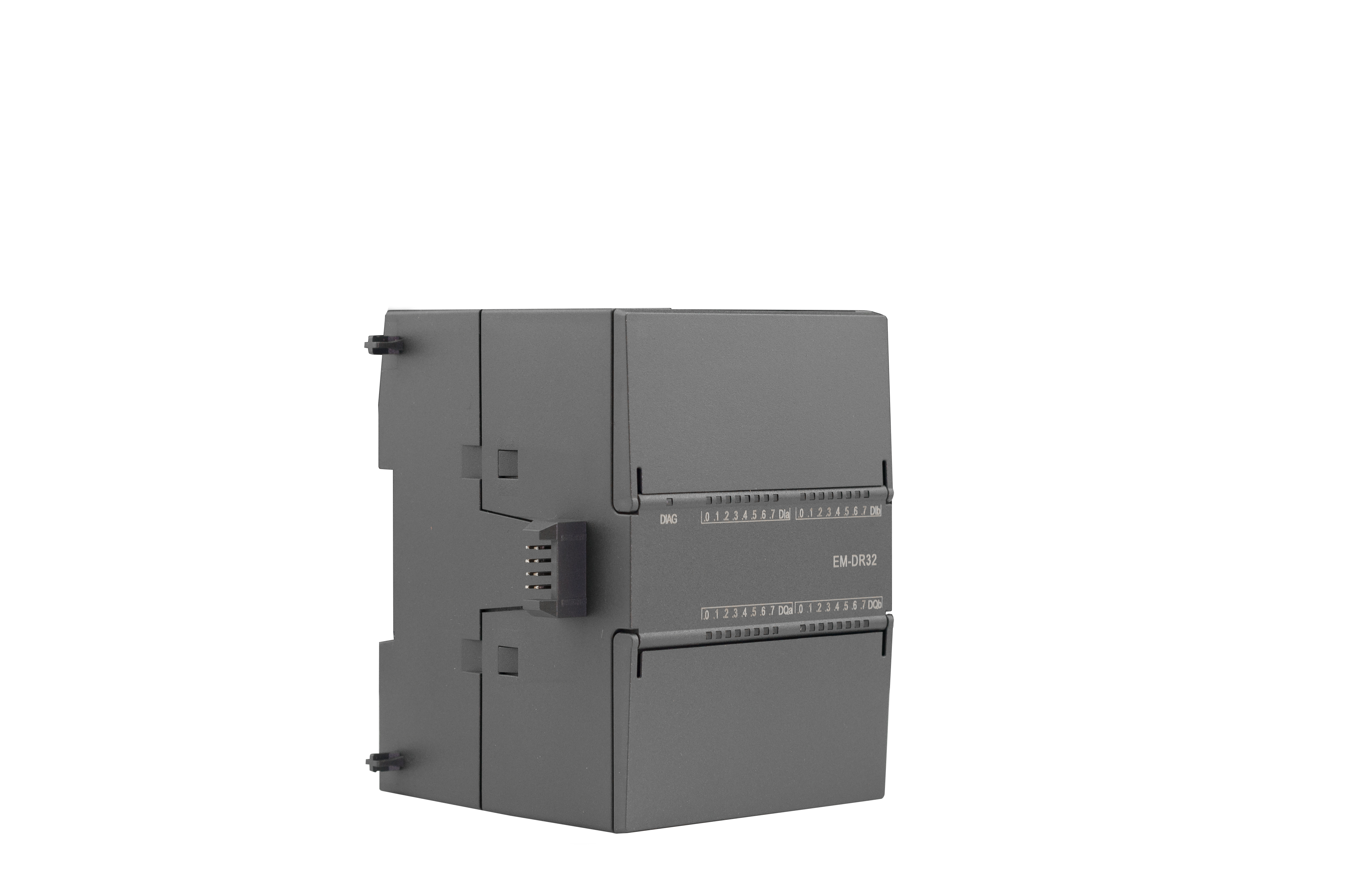 DR32 (1).png