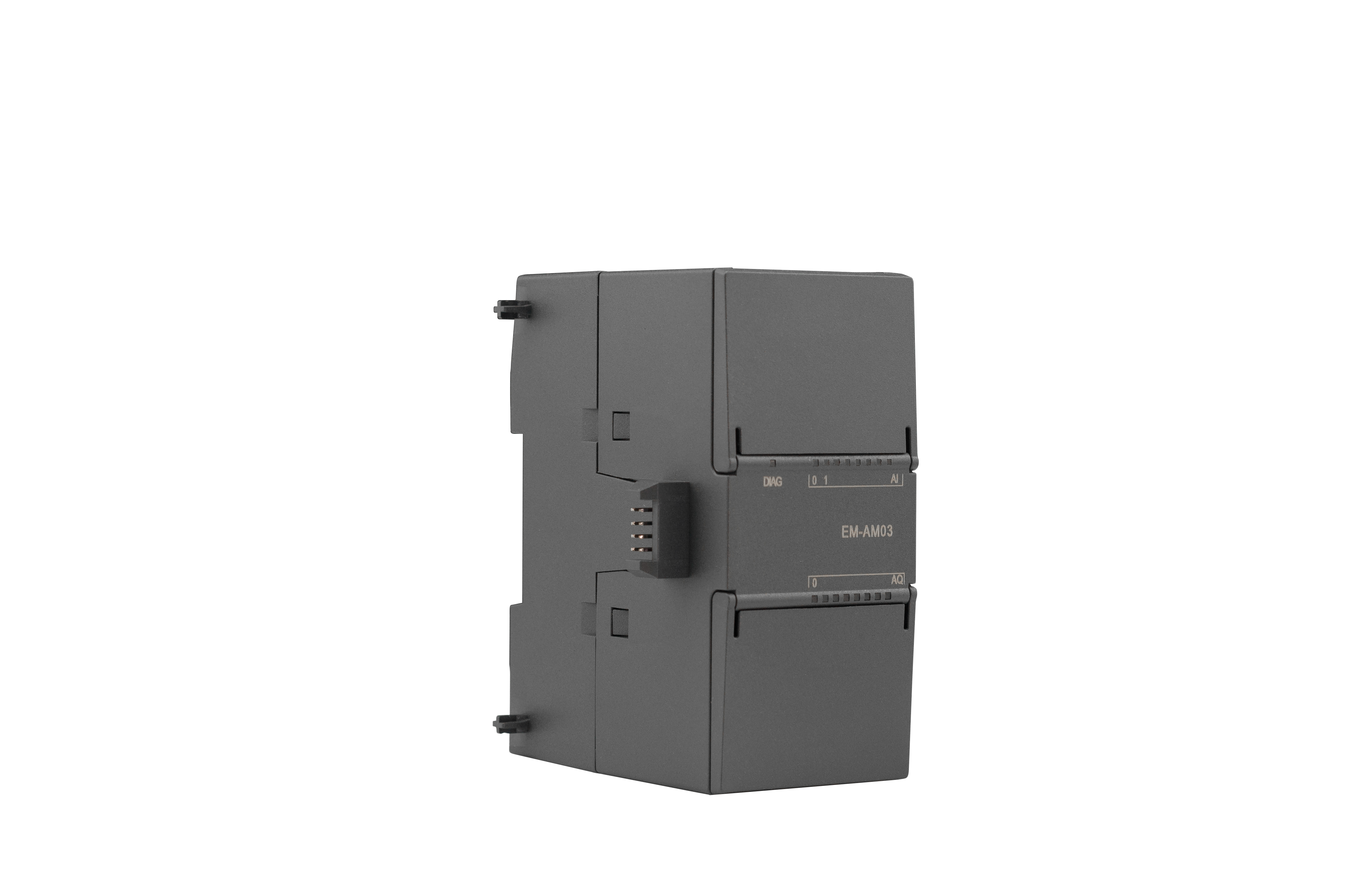 AM03 (2).png